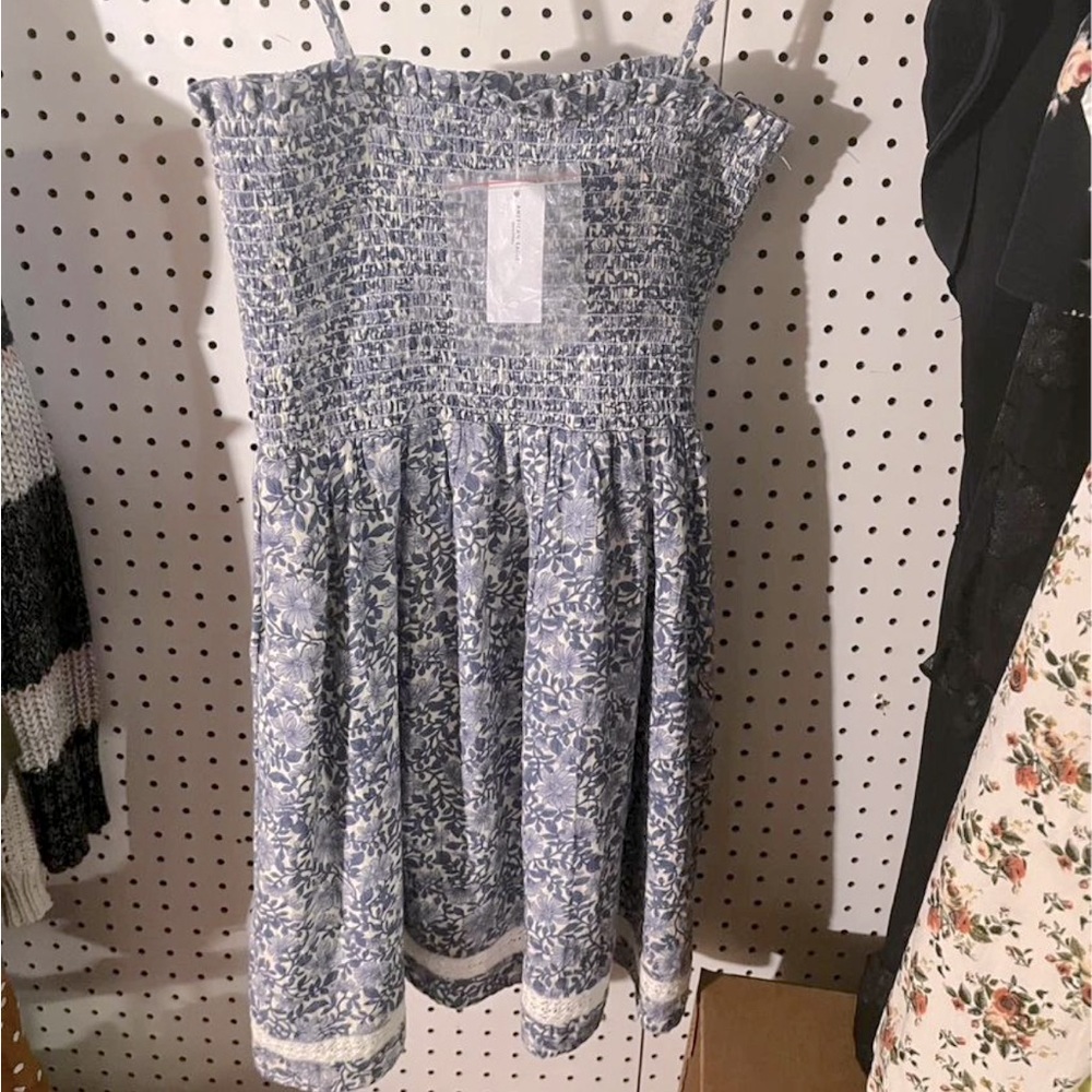 NWT American Eagle sundress. Just above the knee length. Blue and off white.
